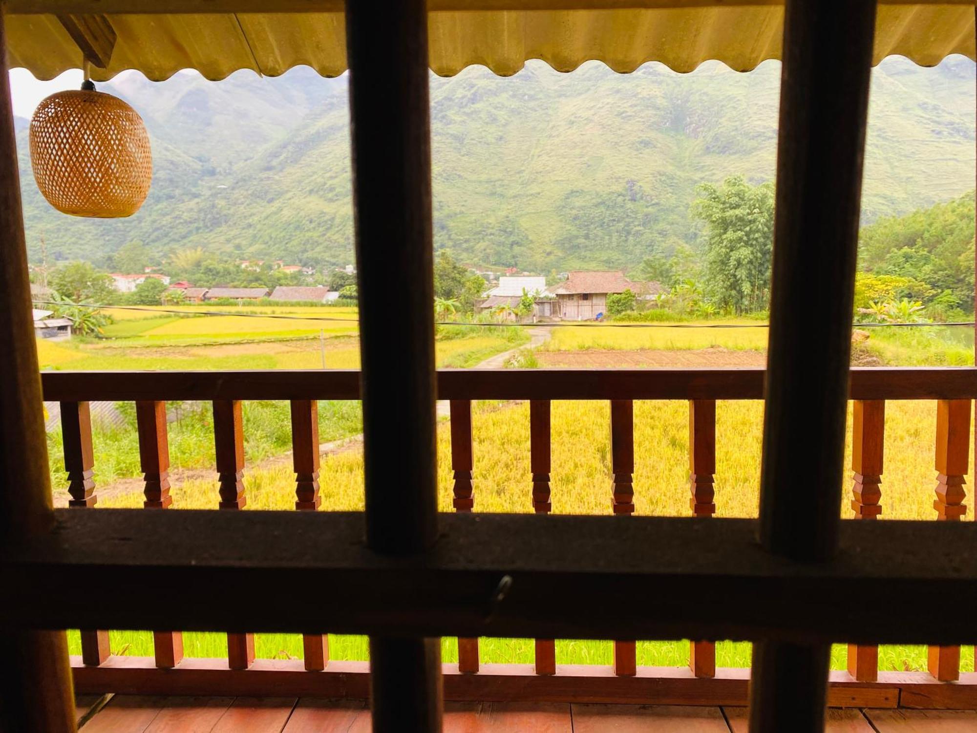 Du Gia Field View Homestay Làng Cac 외부 사진