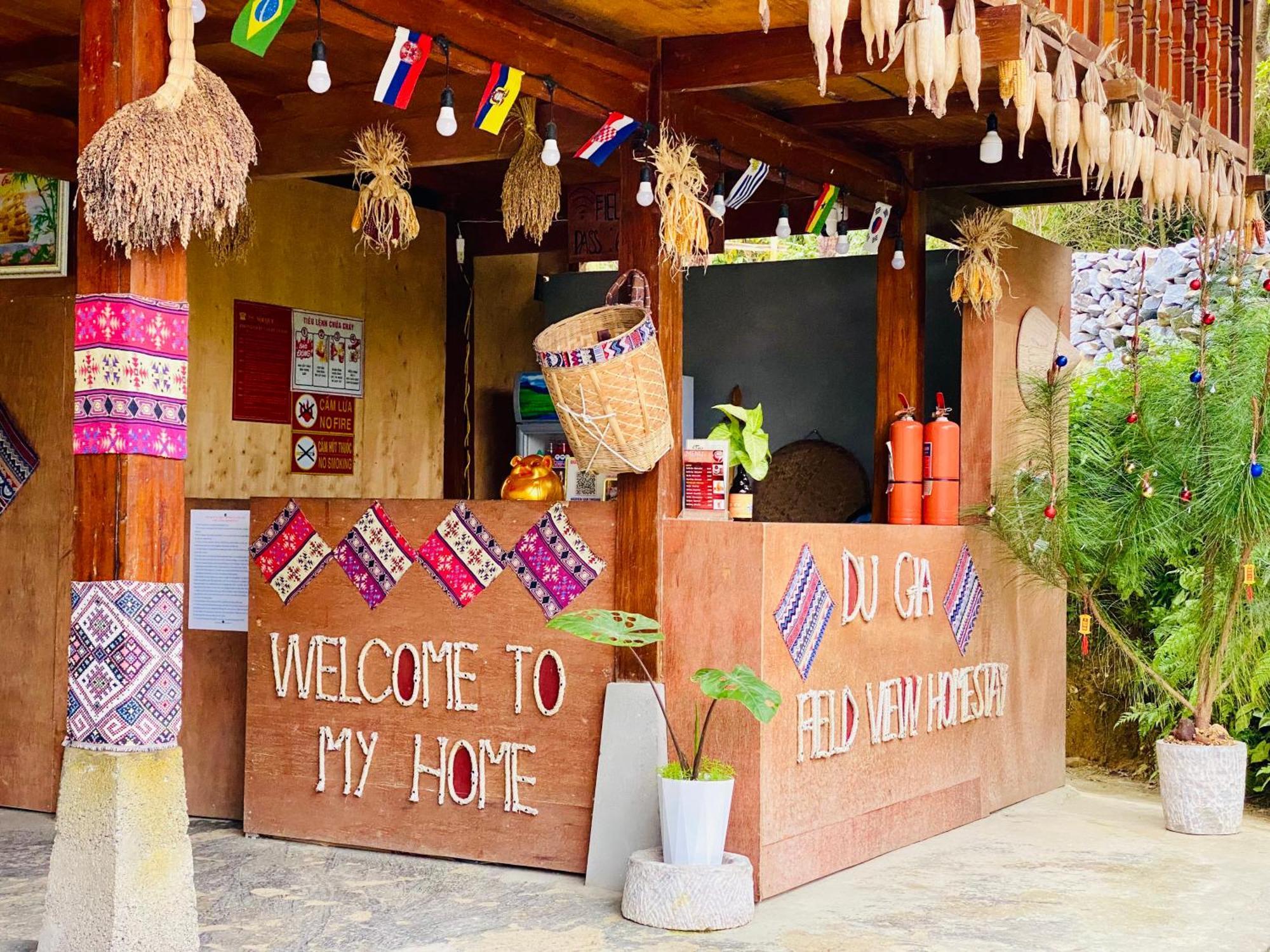 Du Gia Field View Homestay Làng Cac 외부 사진