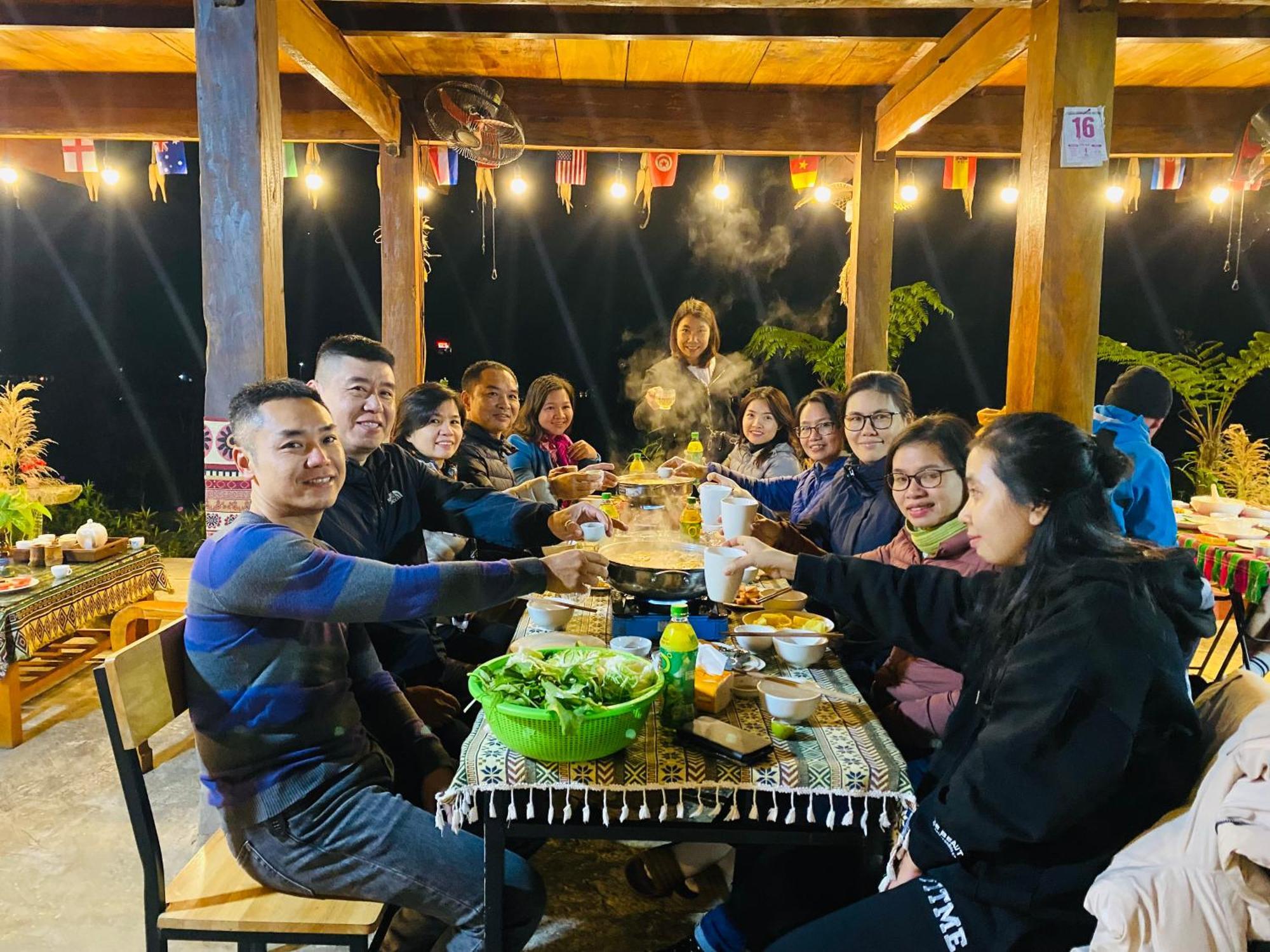 Du Gia Field View Homestay Làng Cac 외부 사진