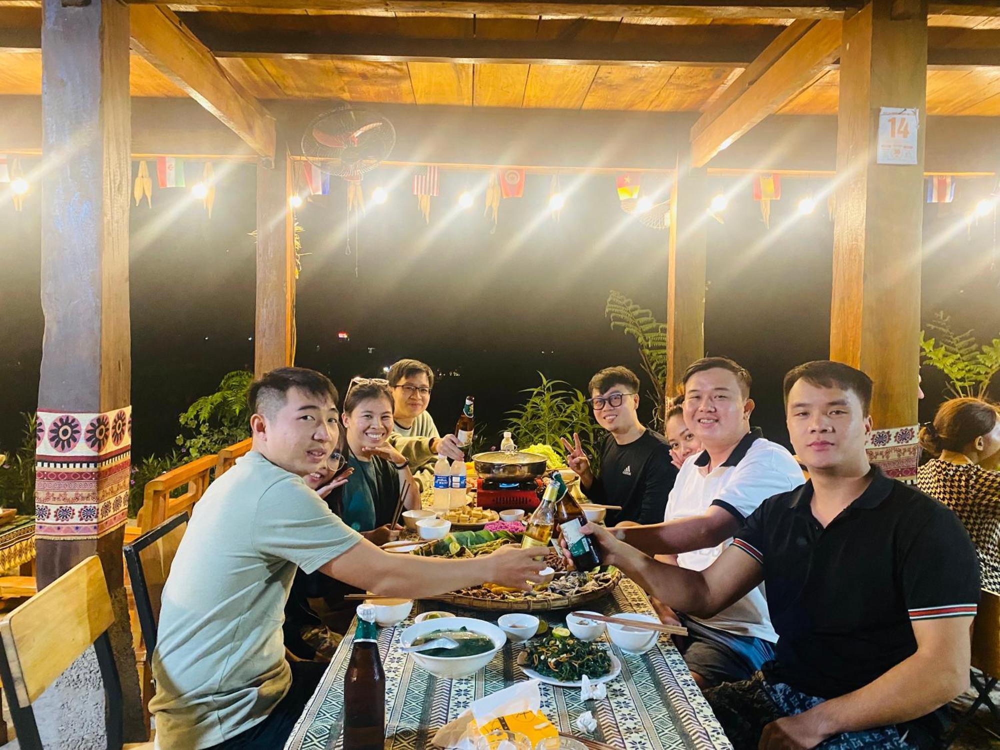 Du Gia Field View Homestay Làng Cac 외부 사진
