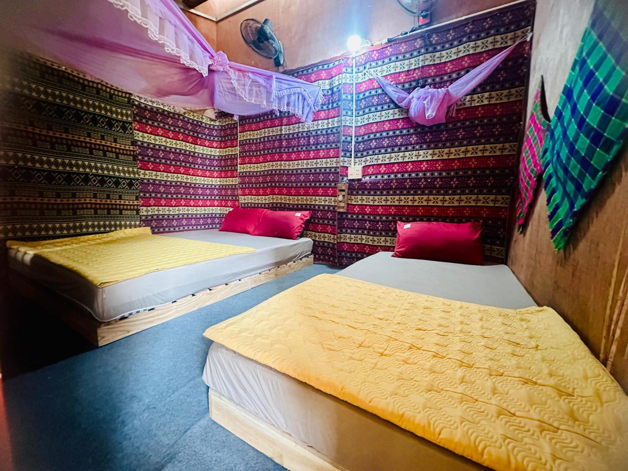 Du Gia Field View Homestay Làng Cac 외부 사진